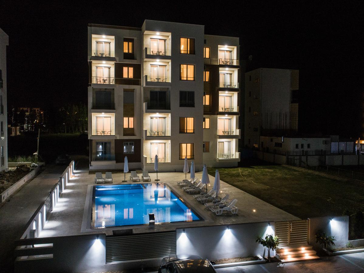 La Dolce Vita Residence Ulcinj Bagian luar foto