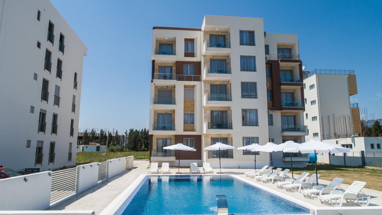 La Dolce Vita Residence Ulcinj Bagian luar foto