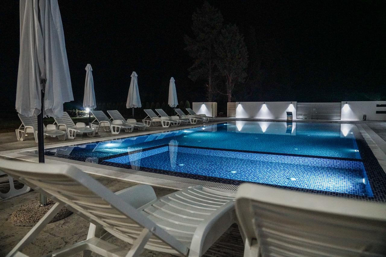 La Dolce Vita Residence Ulcinj Bagian luar foto